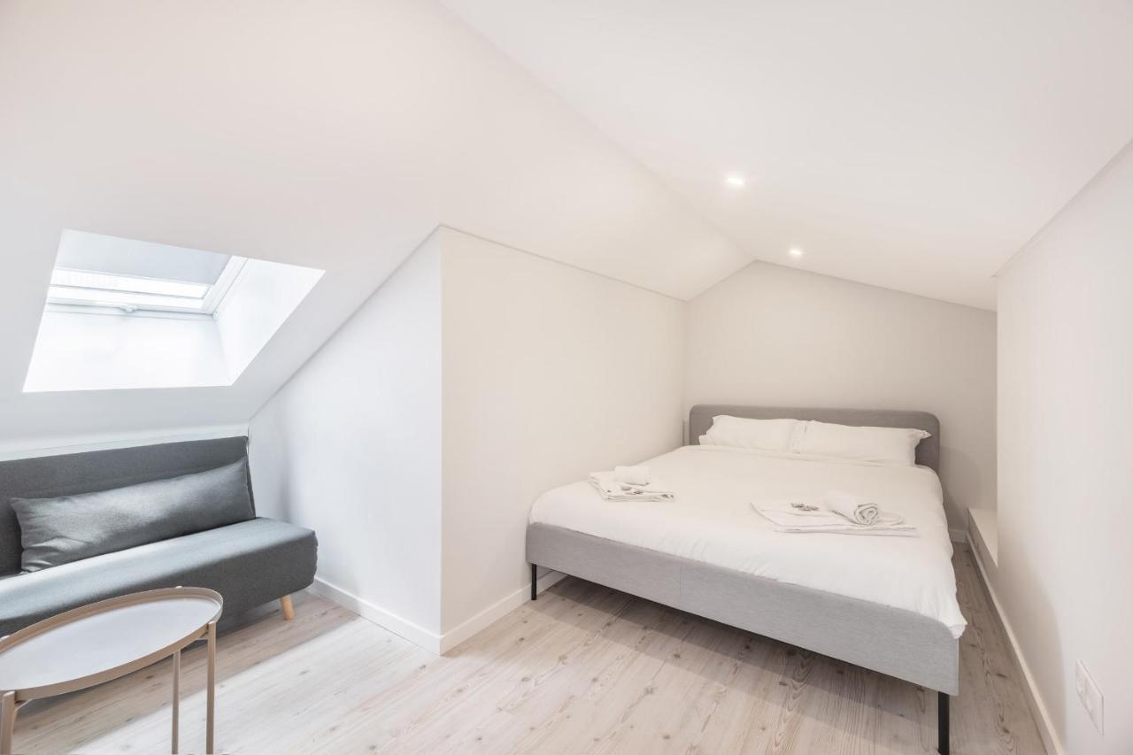 Olala Lisbon Oriente Suites C ภายนอก รูปภาพ