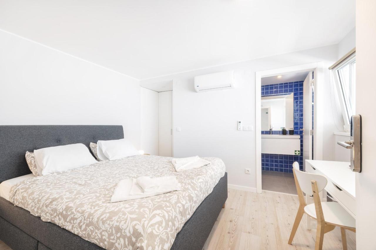 Olala Lisbon Oriente Suites C ภายนอก รูปภาพ