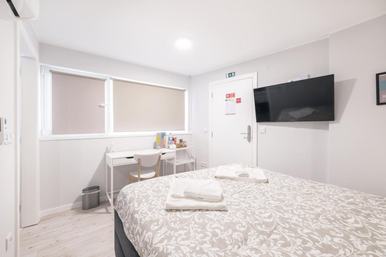 Olala Lisbon Oriente Suites C ภายนอก รูปภาพ