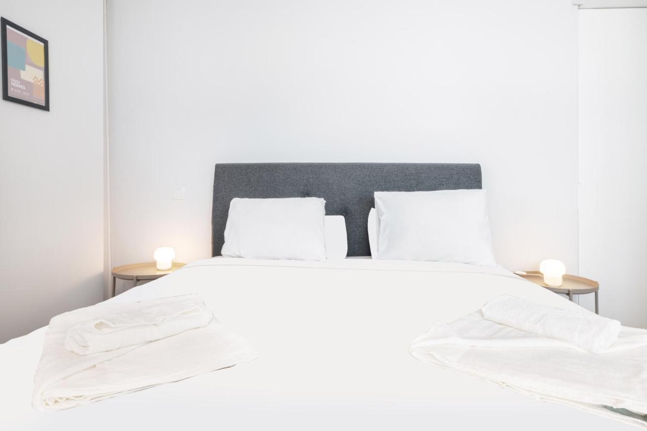 Olala Lisbon Oriente Suites C ภายนอก รูปภาพ